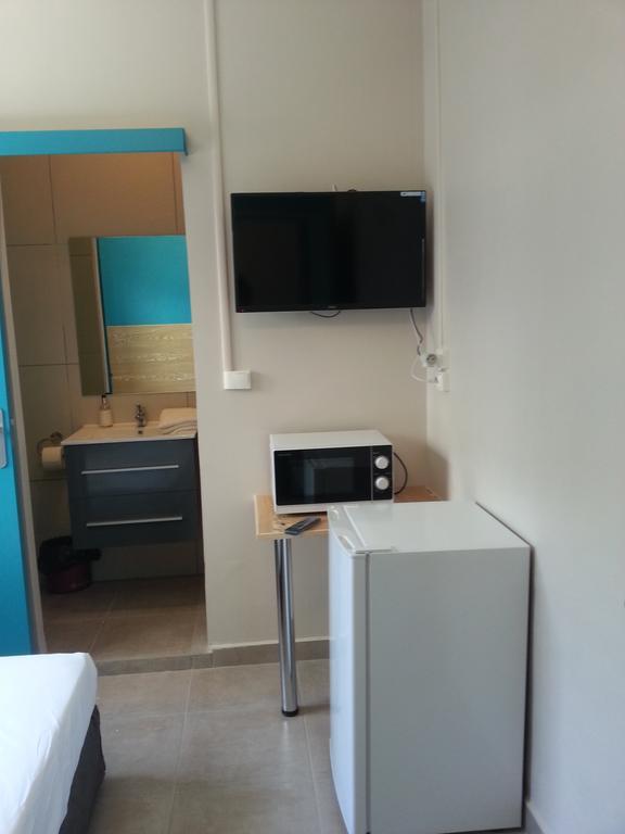 L'Annexe 66 , Saint Denis Centre Ville , A 200 M De La Rue Pietonne , Du Petit Marche Et Du Leader Price , Sur Une Rue Calme, Parking Gratuit Sur La Rue Saint-Denis Quarto foto